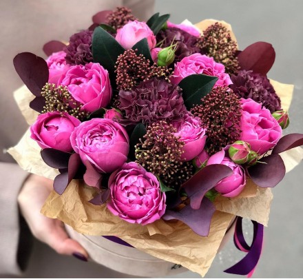 Flowers in box №69 - peony roses, carnation, skimia